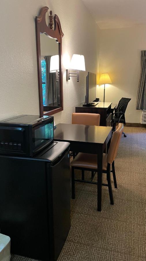 Quality Inn Surfside Beach Exterior photo