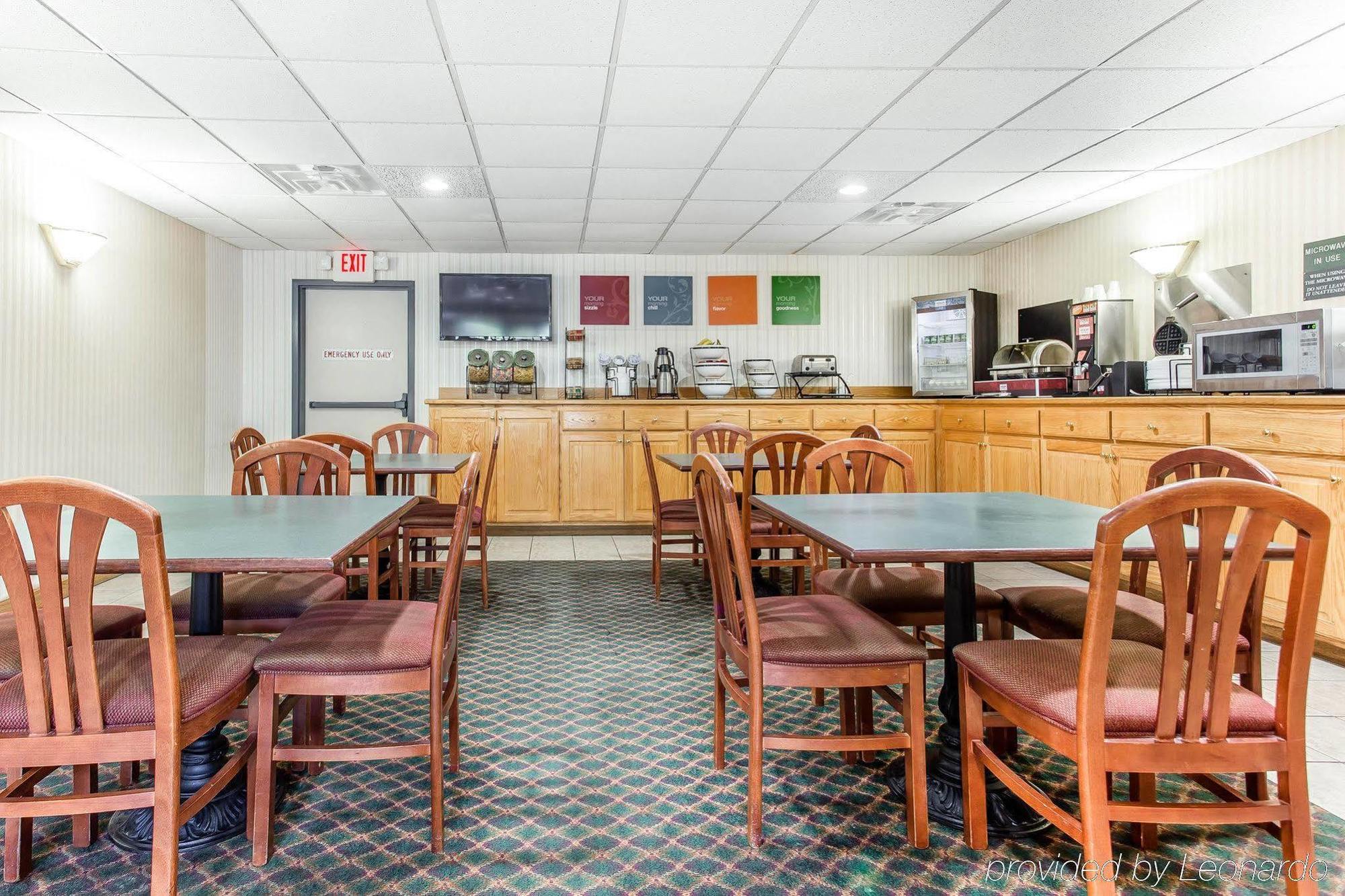 Quality Inn Surfside Beach Exterior photo